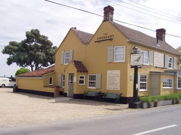 The Pheasant Pub With Rooms Gestingthorpe Exterior photo